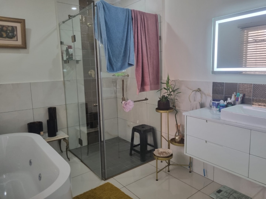 4 Bedroom Property for Sale in Vaalpark Free State